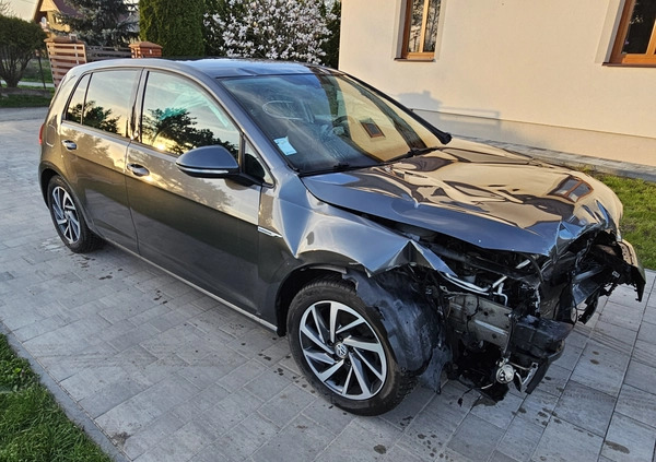 Volkswagen Golf cena 22900 przebieg: 163000, rok produkcji 2017 z Zamość małe 172